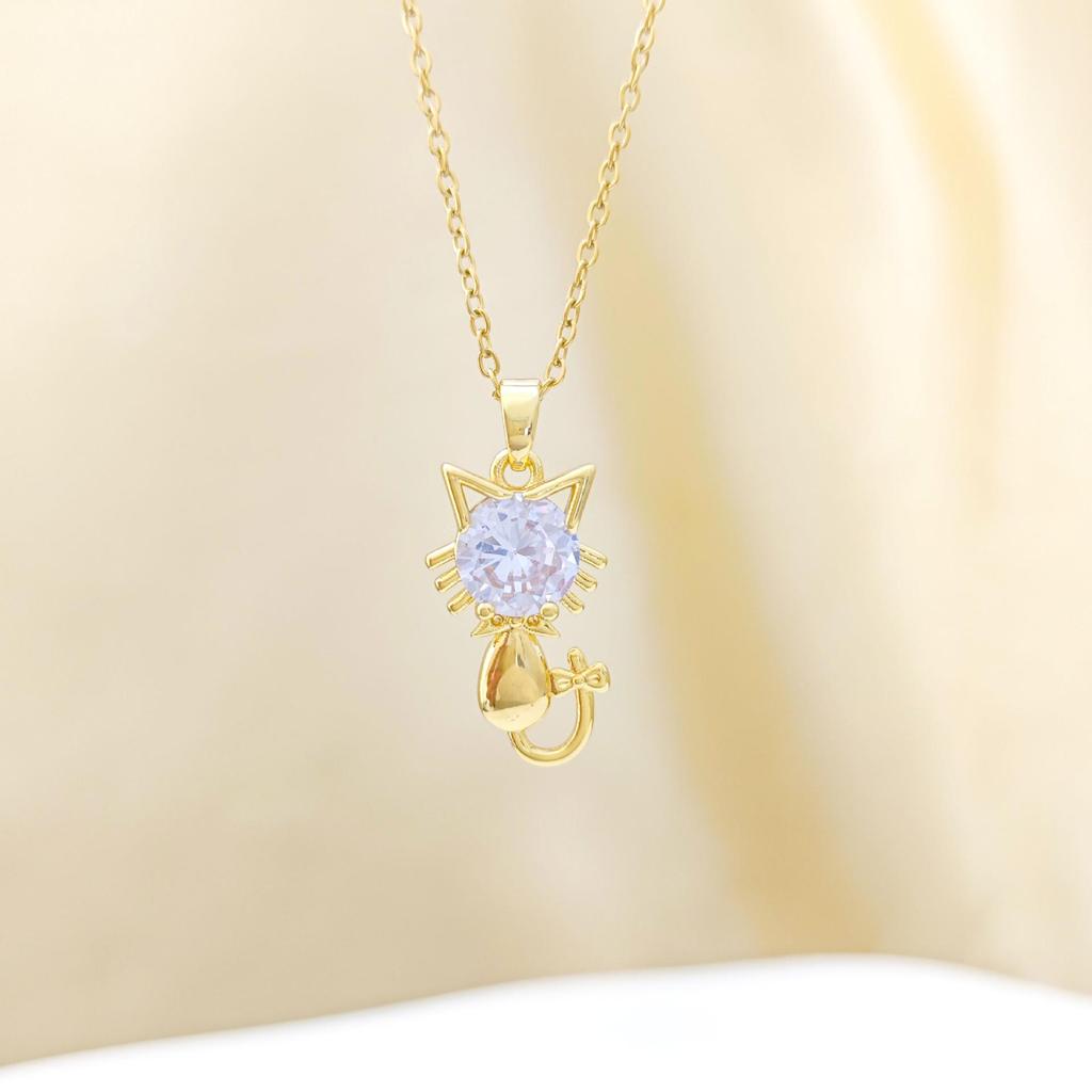 Collier Chat en Cuivre Plaqué Or avec Zirconia—Bijou de Clavicule Élégant et Luxueux pour Femmes