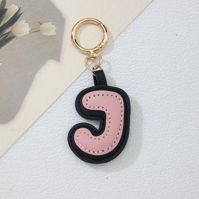 PU-Leder Bonbonfarbe A bis Z Initialen Schlüsselanhänger für Damen Einfach Mode Rucksack Telefonanhänger Autoschlüsselanhänger Schmuck Geschenke
