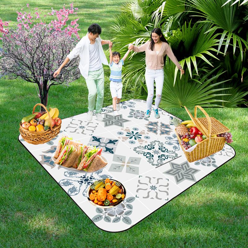 Picnic Blankets Extra Large, Waterproof Foldable Outdoor Beach Blanket,3-Layer Picnic Mat for Camping, Hiking, Travel, Park, Concerts