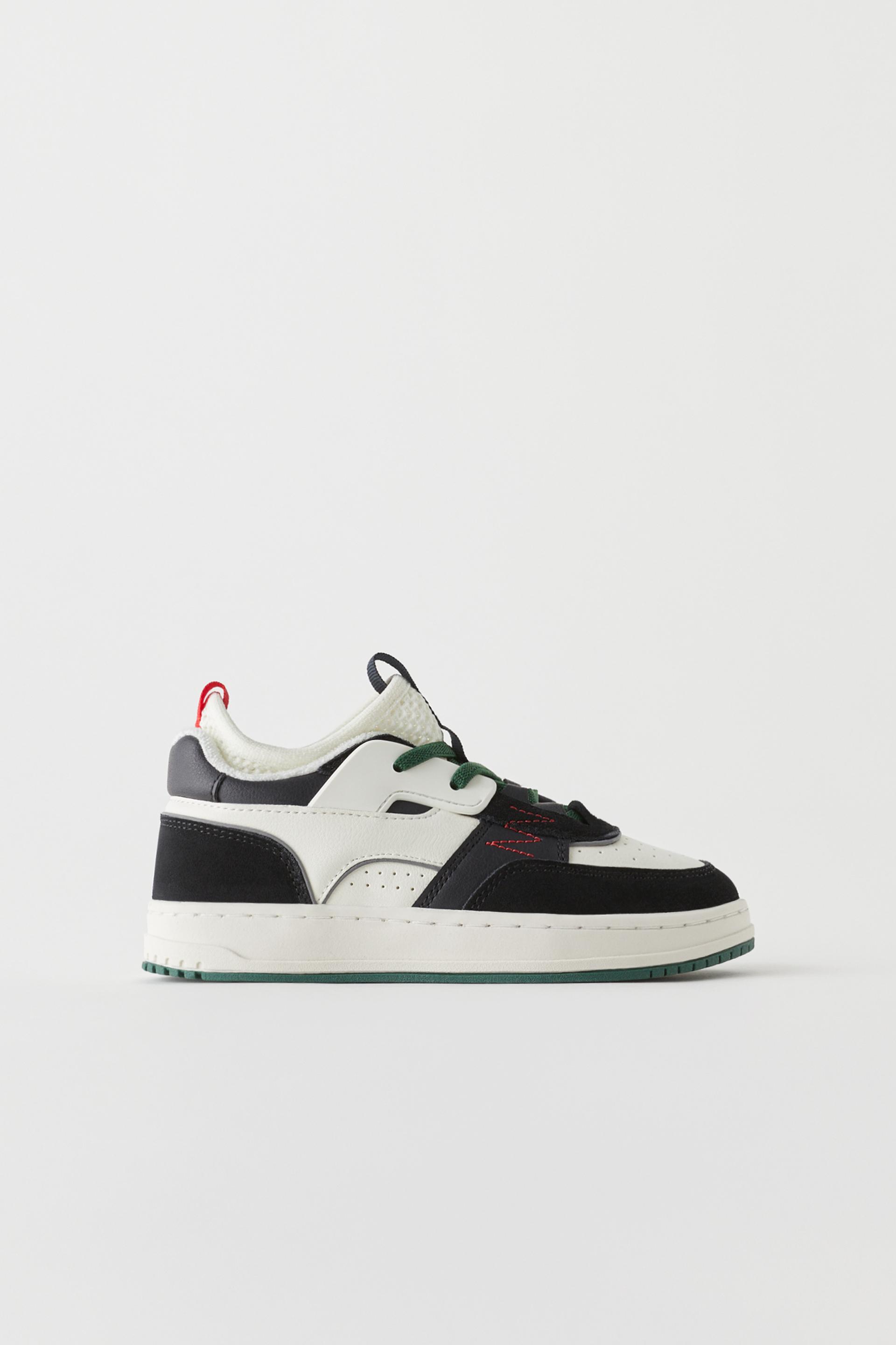 

МНОГОЧАСТНЫЕ КРОССОВКИ С КОЖАНЫМИ ДЕТАЛЯМИ