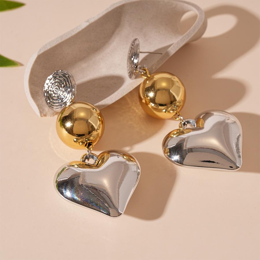 Exaggerated contrasting geometric love silver needle earrings ins Internet celebrity premium earrings