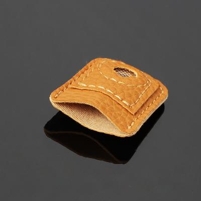 Cubierta de Dedo para Bordado Punta de Cuero Dedal de Moneda Funda para Acolchado Protector de Dedo Parche Hecho a Mano Herramientas de Costura Para el Hogar