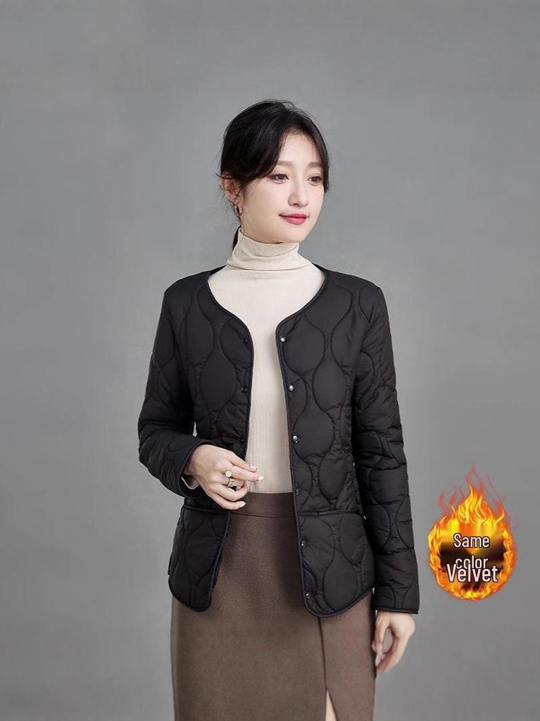 Winter 2025 Women's Slim Fit Velvet-Lined Cotton Jacket - Fashionable, Warm, and Short Style for Mid-Aged Cold Protection.