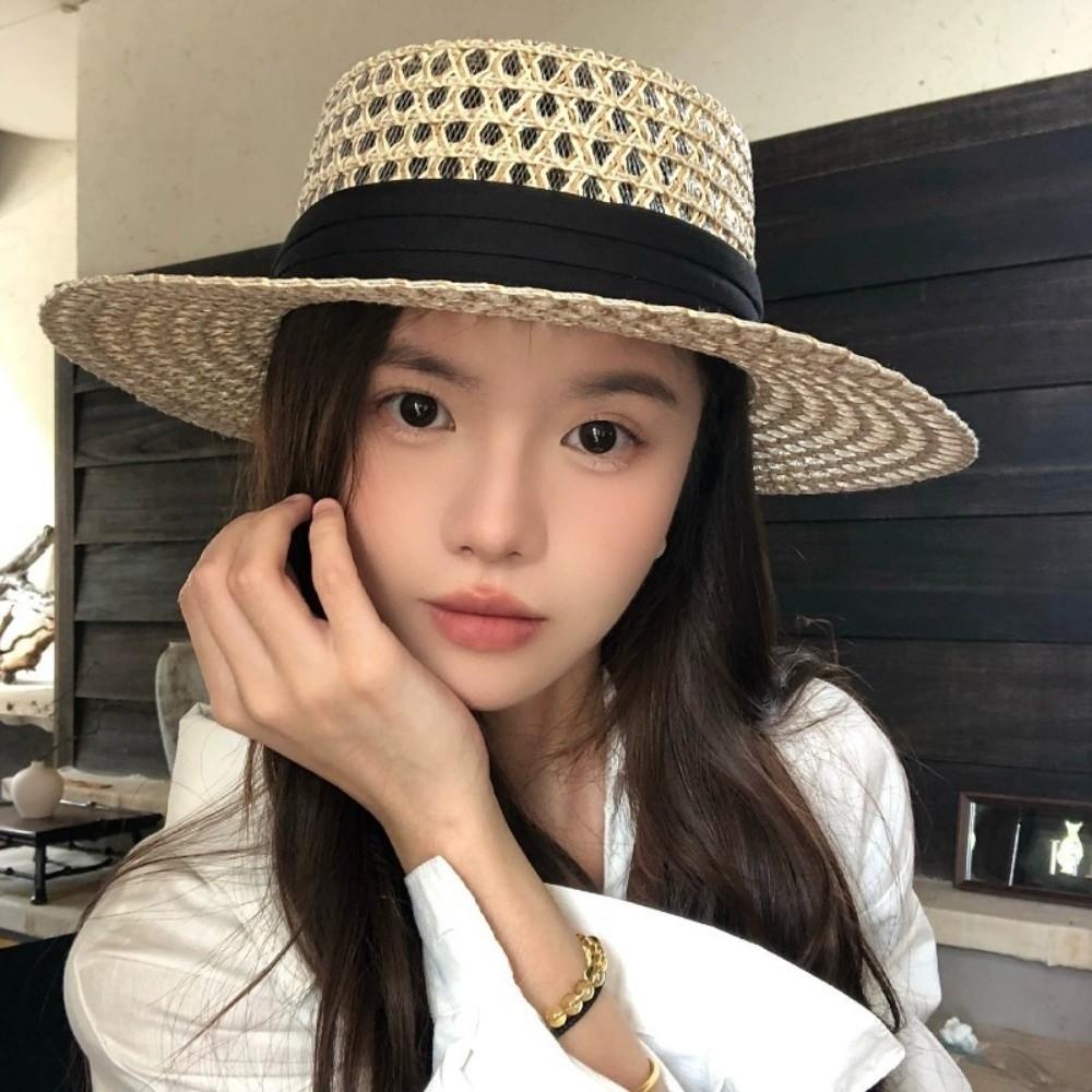 Wide Brim Straw Hat UV Protection Beach Hats French Flat Top Hat for Women