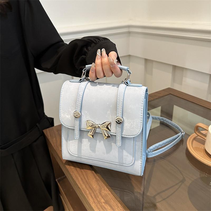 Urban Style Pu Small Shoulder Bag With Soft Structure And Dual Straps For Daily Outings