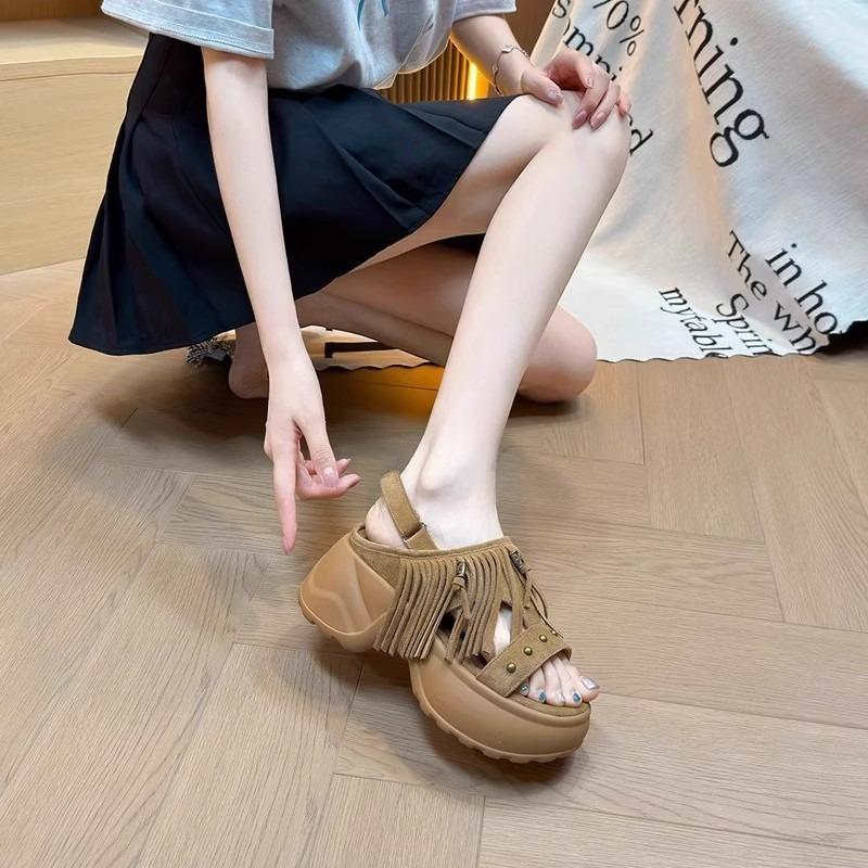 

Fashion 2025 Fashion Ladies Shoes Open Toe Women s Sandals New Tassel Casual Summer Metal Decoration Brand Best Seller Platform Sandals 35 верблюд