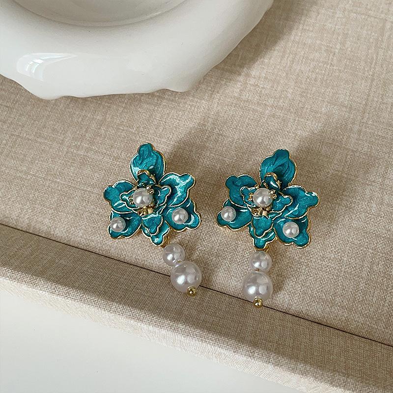 

Капающие масляные голубые цветочные жемчужные серьги-гвоздики Женские преувеличенные индивидуальные модные темпераментные элегантные трендовые универсальные серьги