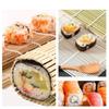Rotoli di Sushi con Buccia Verde Realizzati con Set di Strumenti per Sushi in Bambù, Stampo per Riso per Sushi in Alga, Tappetino per Sushi in Bambù