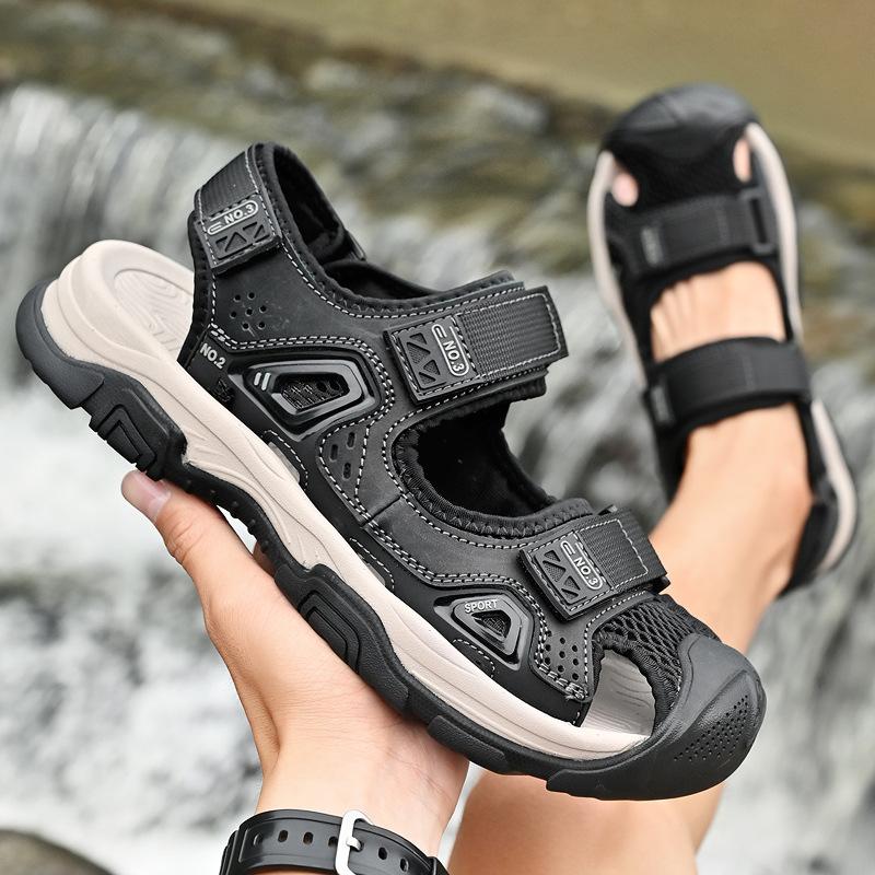 Sandals Men's 2025 Summer Breathable Outdoor Hollow Baotou Beach Shoes Men's Soft Bottom Mesh Lightweight External Wear Cool Slippers
