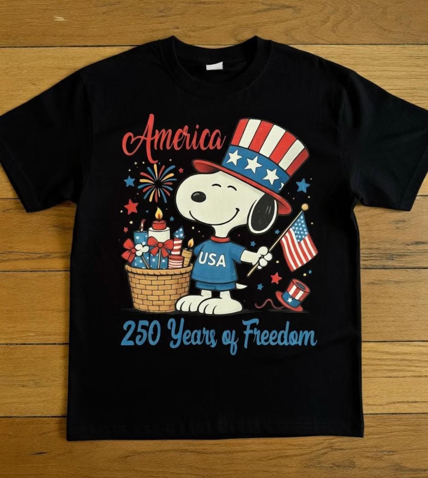 America 250 Years of Freedom Patriotic Snoopy Unisex T-Shirt XL