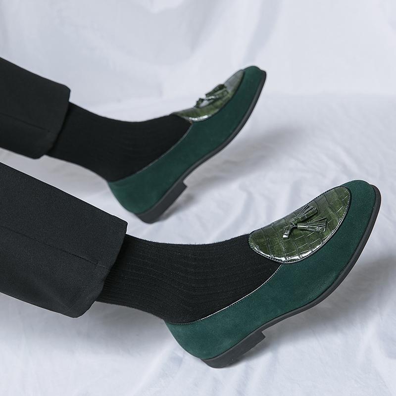 New Men Casual Shoes Thick Soled Leather Loafers Business Office Shoes Shallow Mouthed Moccasins Comfortable Slip on Tassel Shoe