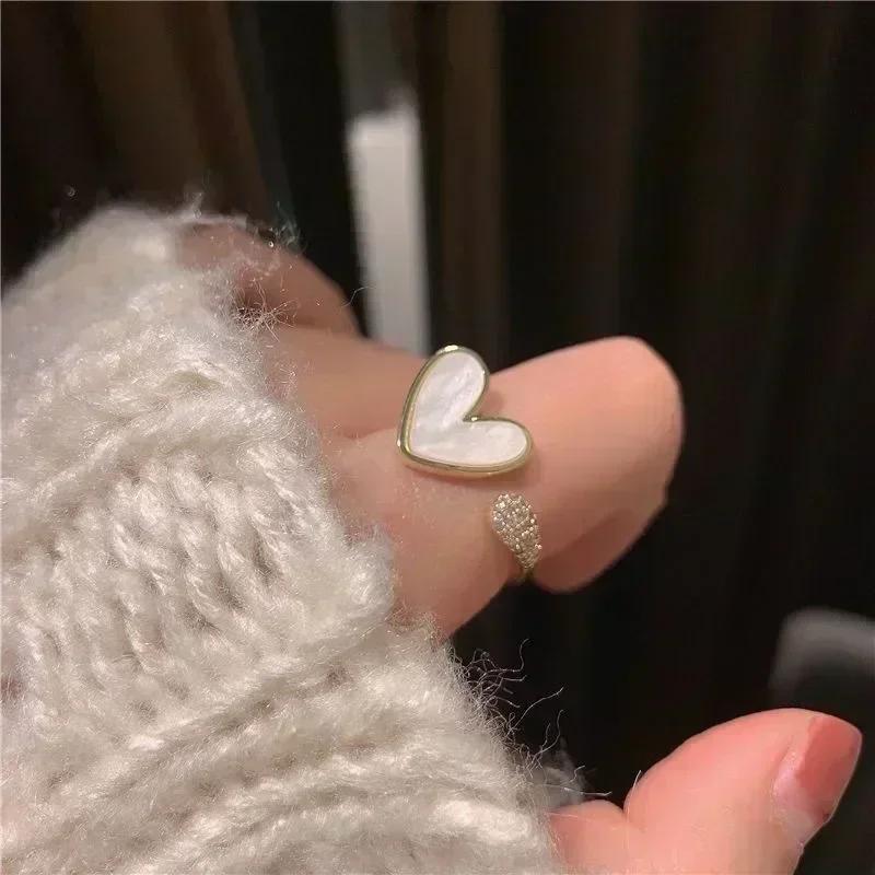 Schattige Minimalistische Imitatie Parel Ringenset voor Vrouwen Koreaanse Mode Onregelmatige Parel Vingerringen Nieuwe Trend Dames Sieraden Cadeaus