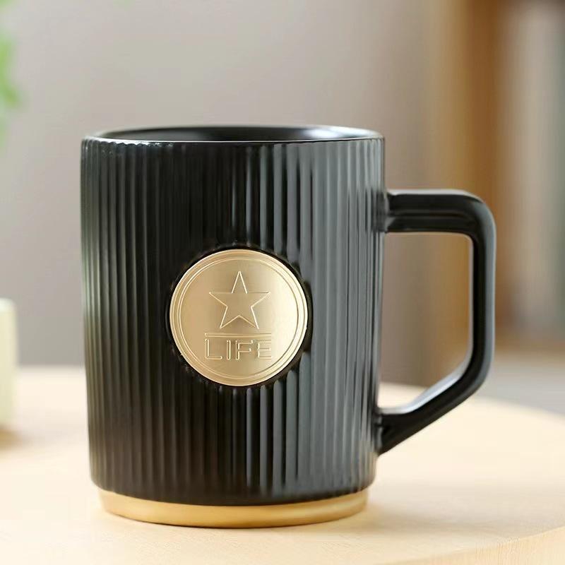 Xingba Style Coffee Cup Dark Green Striped Copper Seal Matte Red Black And White Ceramic Cup Water Cup Can Be Determined