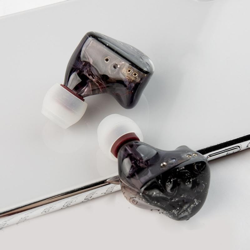 1 Pair Silicone Earbud Tips Replacement Ear Tips Earbuds Caps for in- Ear Headphones Eartips Earphones Earbud Replacement