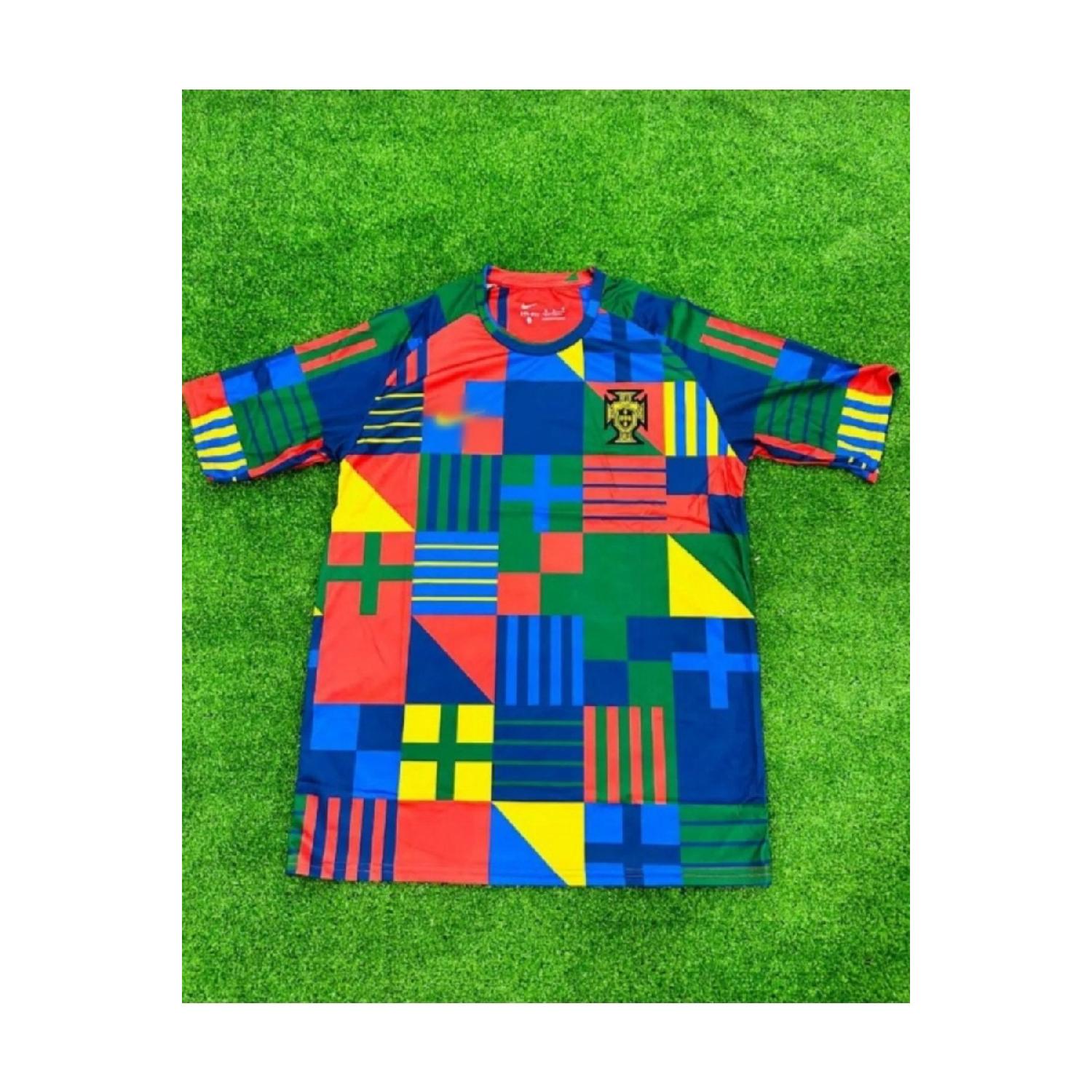 

Футболка сборной Португалии по футболу нового сезона 2023/2024