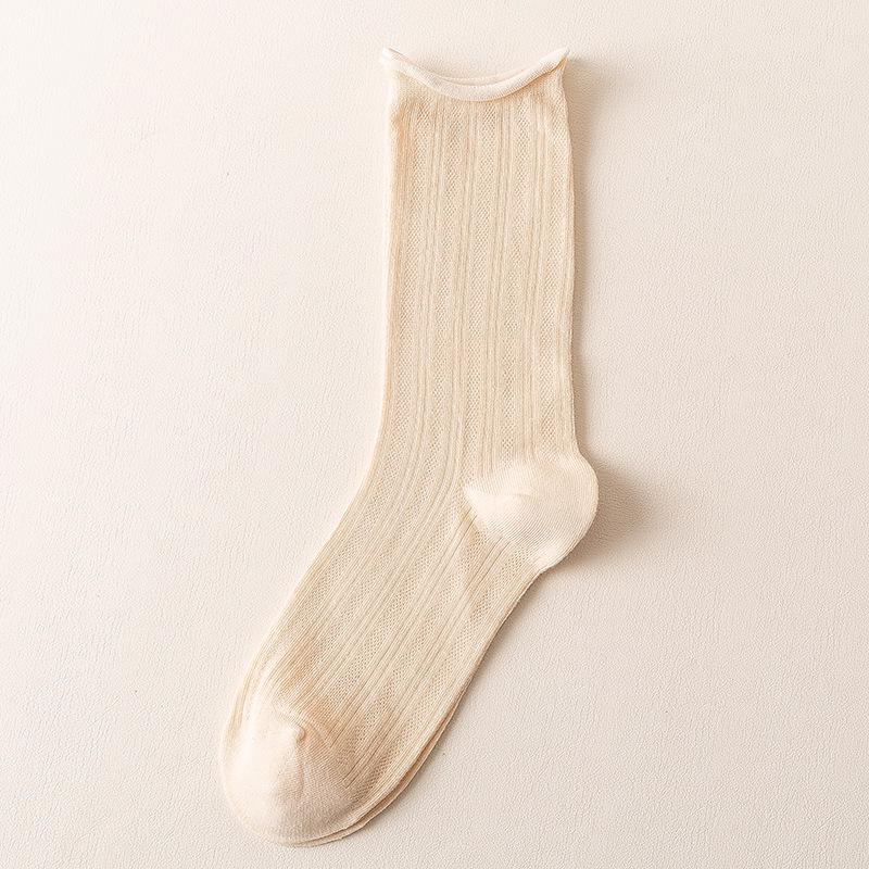 Yuxuan Women's Ice Silk Mesh Socks - Breathable, Soft, Mid-Calf Scrunch Style for Spring, Summer, and Autumn In White.