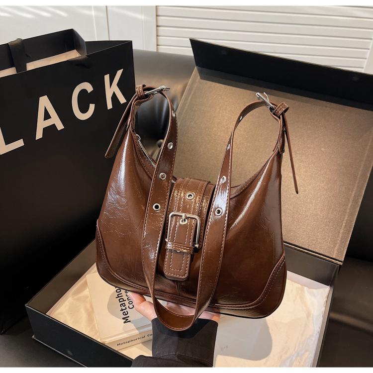 

Vintage large capacity women s backpack bags2025 new simple shoulder commuter tote bag Maillard backpack