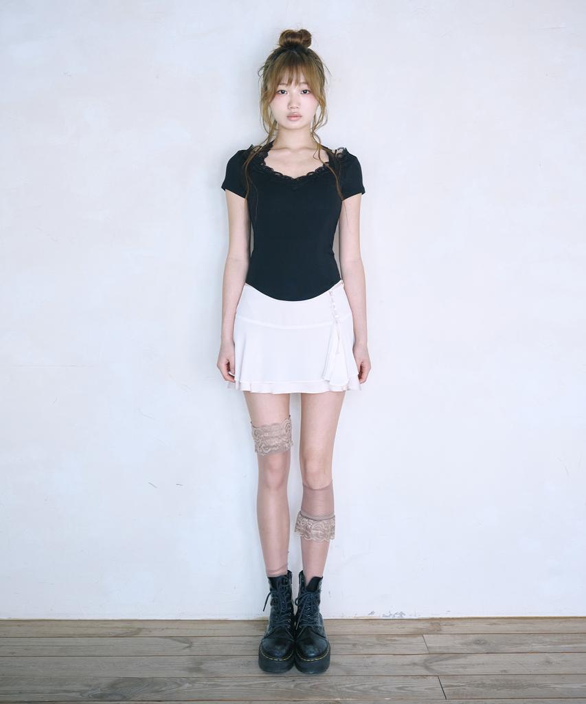 Leijeumiya Lily Chiffon Mini Skirt [Ivory]