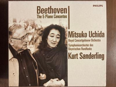 CD LUDWIG VAN BEETHOVEN, MITSUKO UCHID - 5 klavírnych koncertov 4641422 Philips 2000 Japonsko Klasická hudba Použité