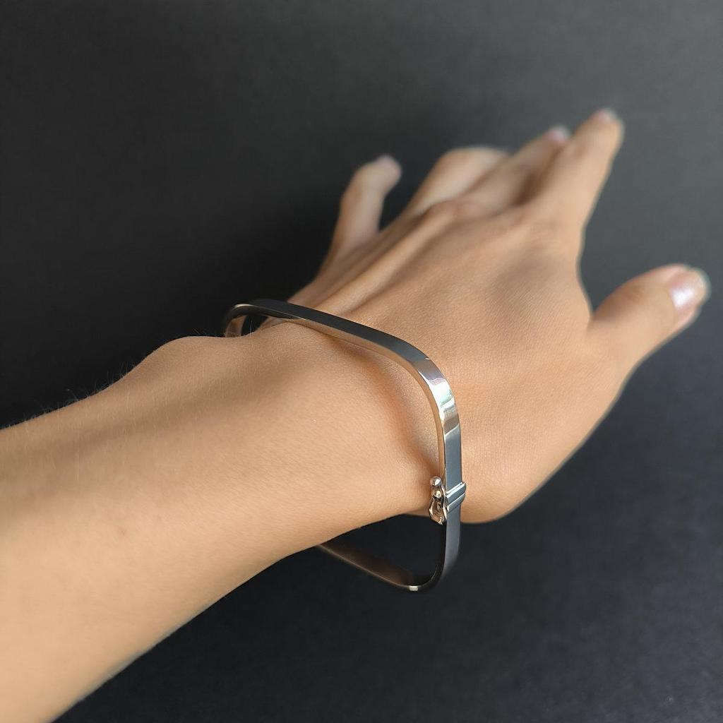 Silberarmband ohne Steine, Gewicht des Artikels 7,34 g (60002494)