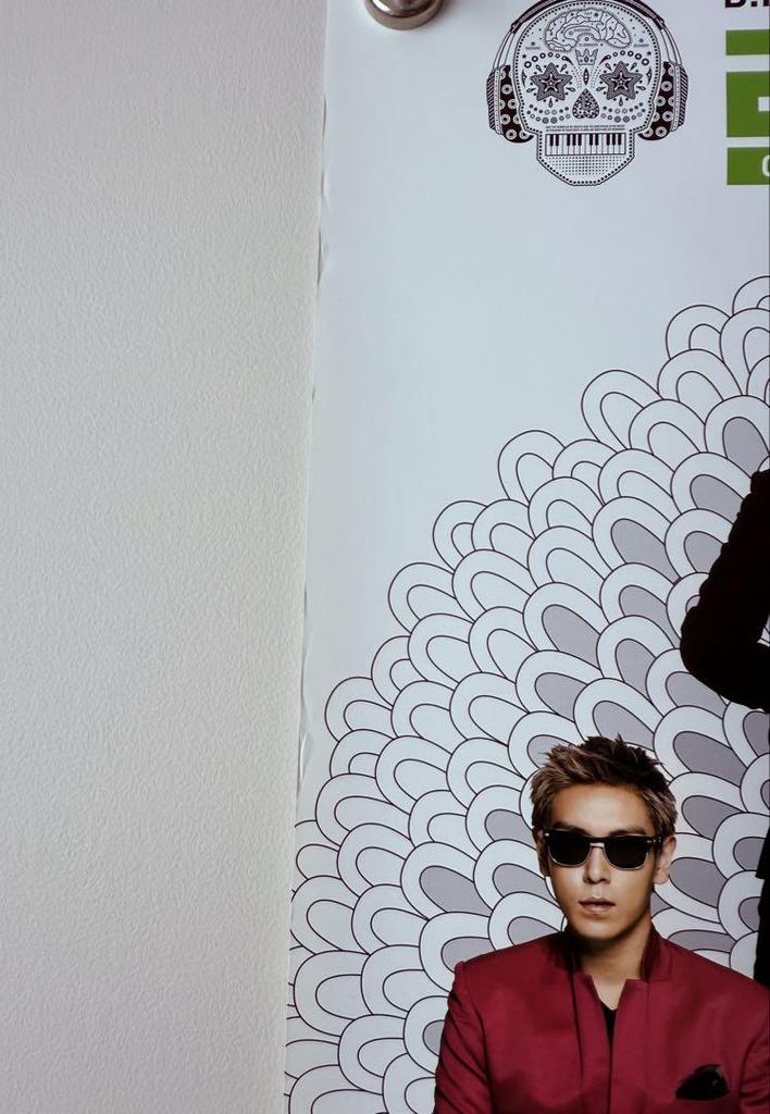 [USED] BIGBANG MINI 4 (Korean Edition) 2 Posters + Photo