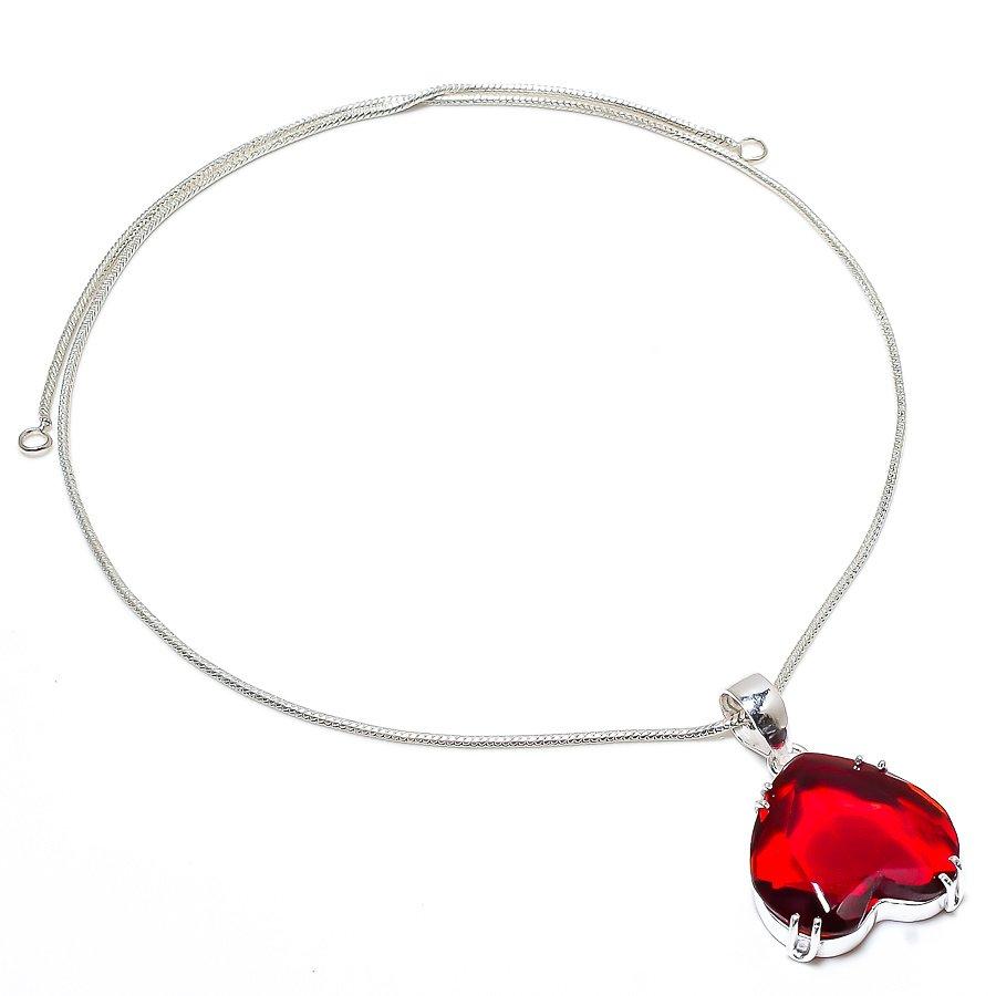 

Heart Mozambique Garnet Gemstone Handmade Ethnic Jewelry Pendant 1.38 SR-8254