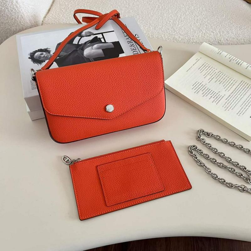 26 New leather women's bags, first layer cowhide lychee pattern envelope, mini small bag chain, single shoulder oblique span bag cross-border.
