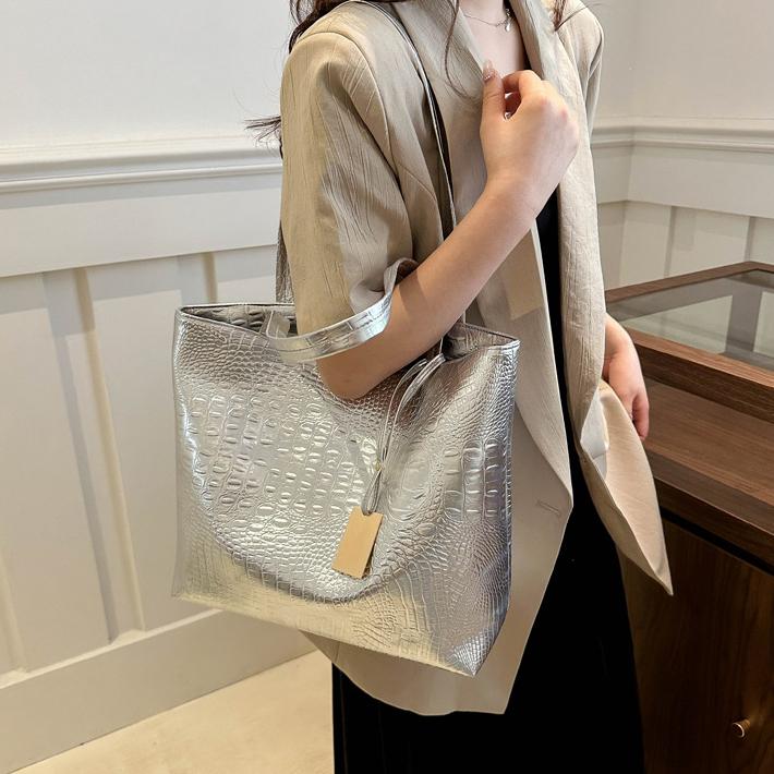 Bolso de Mano Grande de PU con Patrón de Cocodrilo de un Solo Hombro - Tote de Moda para Mujeres Europeas y Americanas