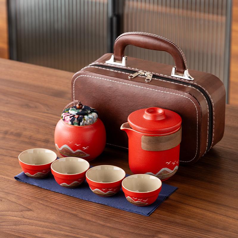 Hand-painted distant mountain travel Guochao Kuaike cup, one pot of four cups, light luxury business travel tea set, high-end souvenir