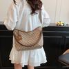 Large-capacity bag women's autumn and winter retro new casual commuter underarm shoulder bag versatile tote bag trendy girl