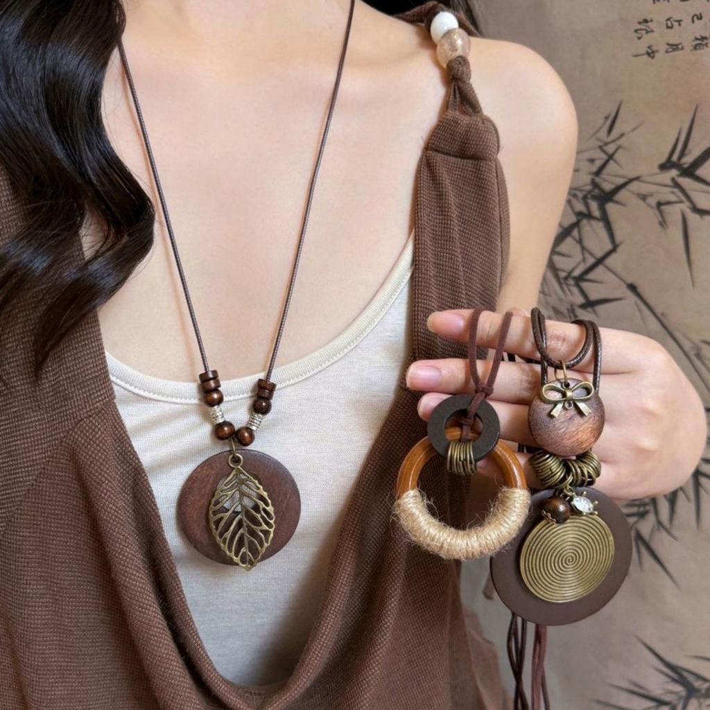 Ethnic style handmade leaf round wood necklace women's literary and retro long sweater chain cotton and linen clothing small accessories pendant
