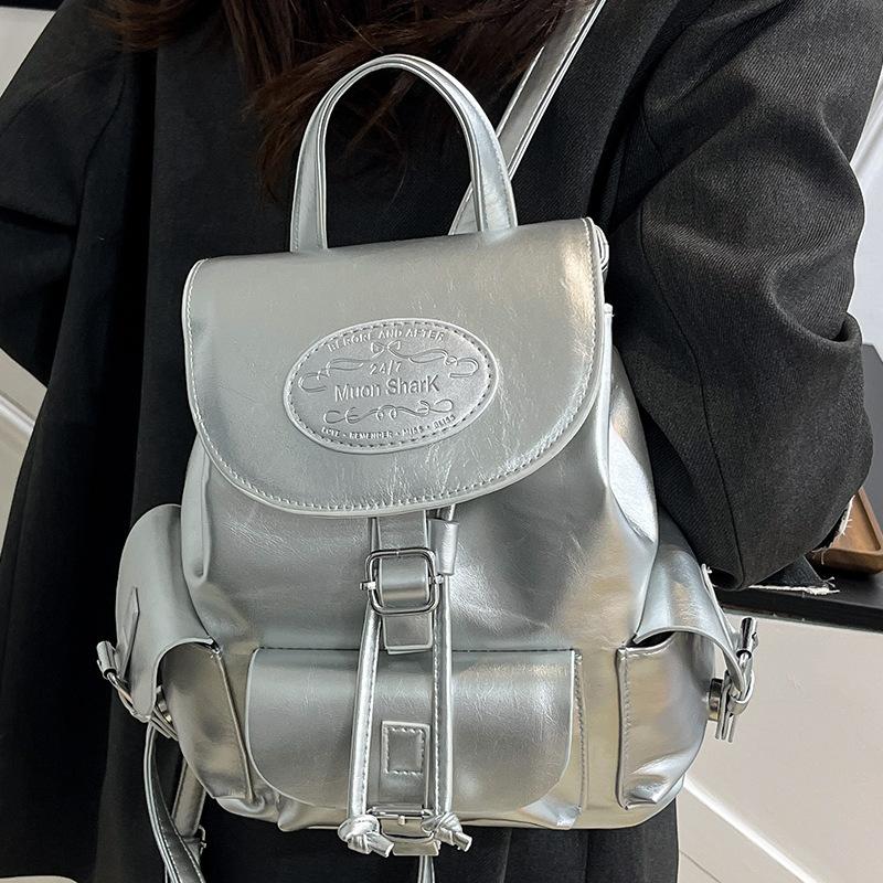 This Backpack Features A Fashionable School Style A Simple Yet Large-capacity Casual Travel Bag