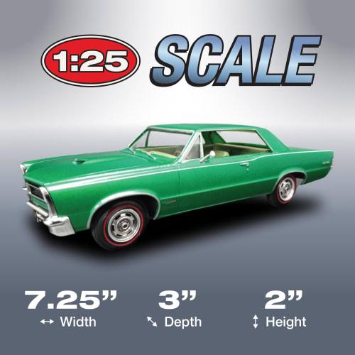 AMT 1/24 Scale 1965 Pontiac GTO Hardtop Plastic Model Kit (AMT1410)