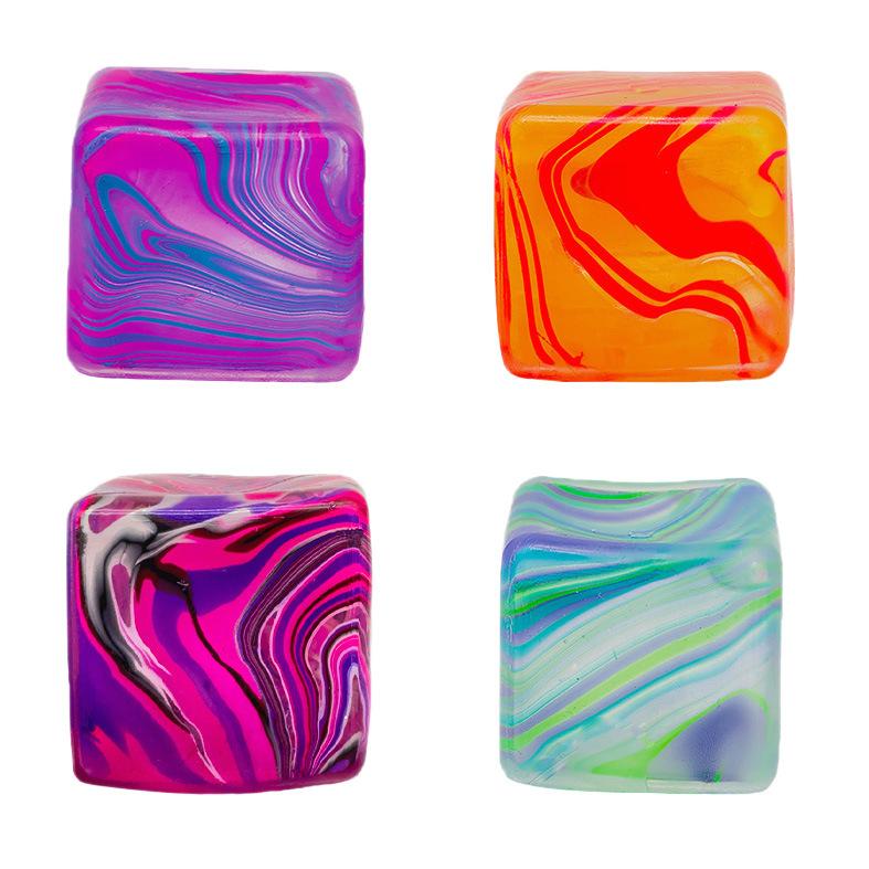 Needoh Morbido e Gommoso Cubo Giocattolo Sensoriale Antistress Riempito di Gel Palla Elastica Ghiaccio Morbido Scatola Cieca Rimbalzo Lento