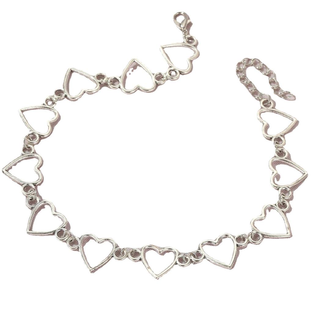 Accessories Versatile Geometric Creative Women, Fashionable and Simple Heart-shaped Hollow Chain Personalized Necklace