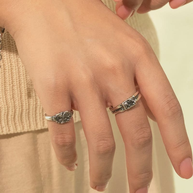 TO.STONE Signature Pendant Ring ANTIQUE SILVER(oil painting)