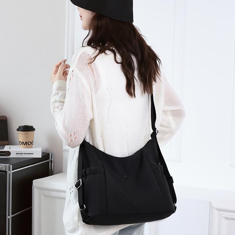 Women's Large Capacity Shoulder Bag Lightweight Crossbody Bag Multi-Back Backpack