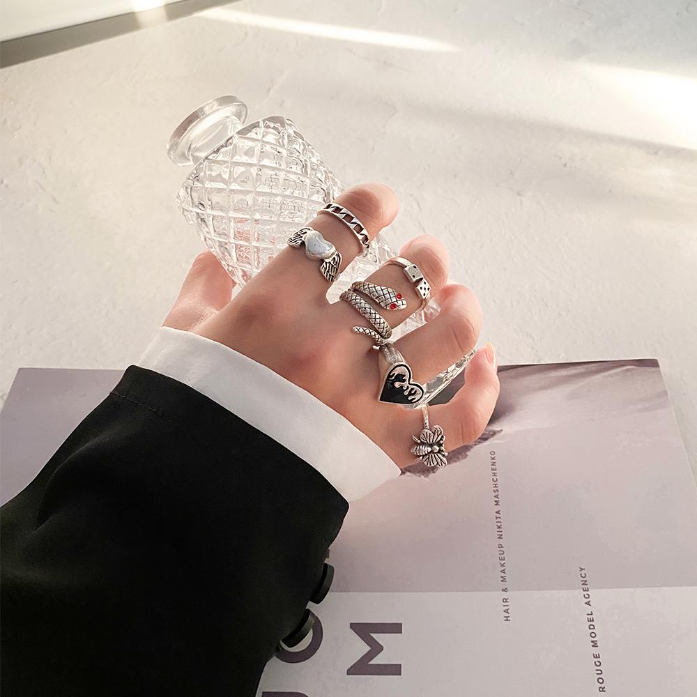 Elegant and Versatile Fashion Retro Snake Love Ring 6 Piece Set Snake-shaped Simple Ring Ring Popular Female Jewelry