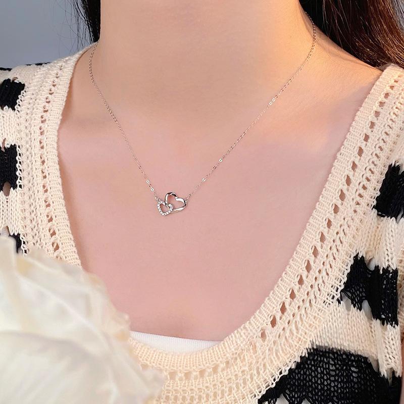 Simple Love Chain Necklace with Buckle, Women's Light Luxury, High Grade, Sweet Temperament, and Collar Chain