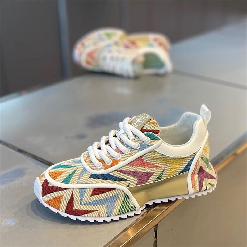 Fashion New Skateboard Shoes Men Classic Low Flat Skate Sneakers Casual Running Sneaker Comfortable Training Shoes Zapatillas hombre