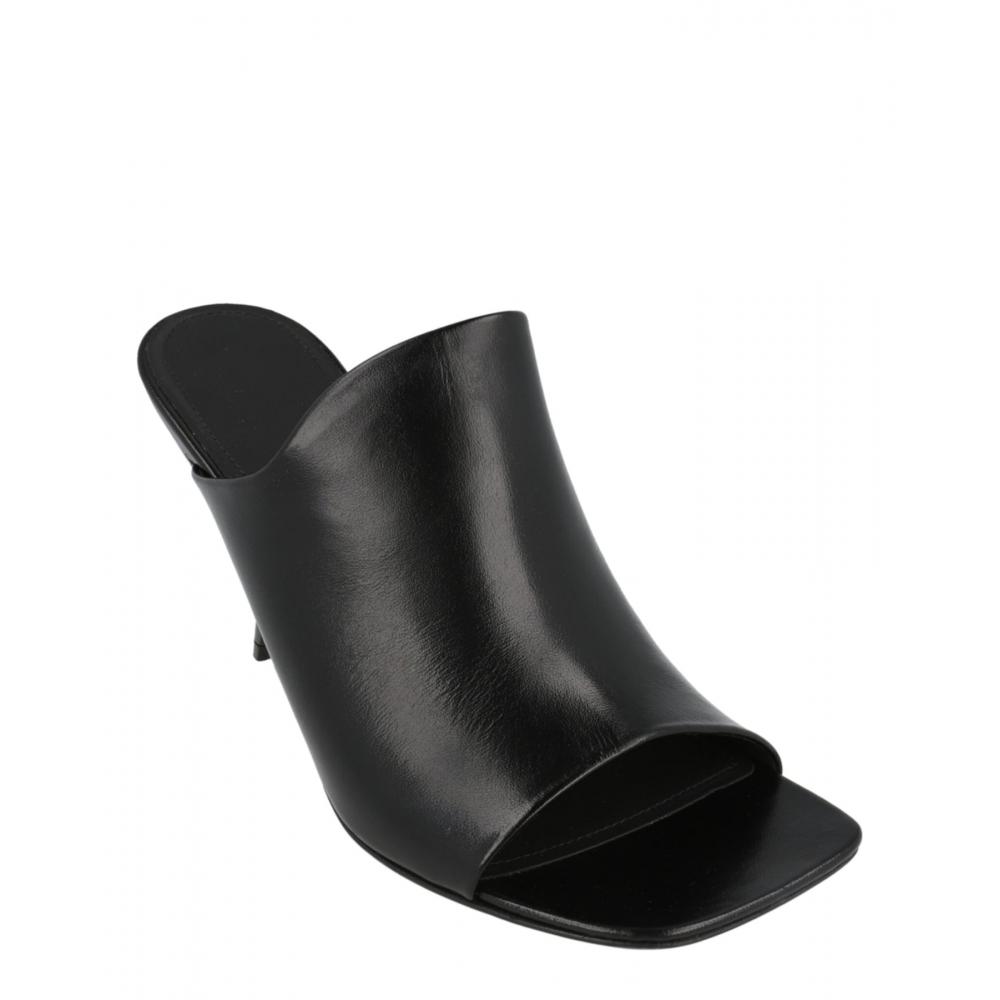 Salvatore Ferragamo Era Leather Mules Black