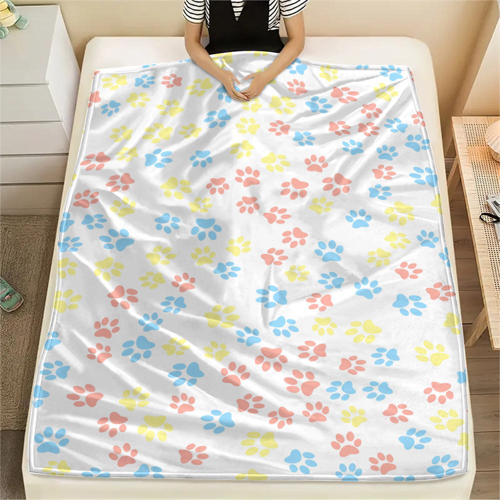 1Pc Cartoon Print Flannel Blanket, High Quality Comfortable for All Seasons, Home Decor, Warmth and Comfort, Perfect for Christmas Birthday Gift