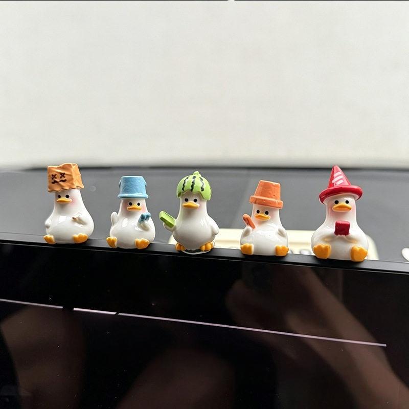 5Pcs Resin Miniatures Slacking Duck Figurines Cute Mini Duck Ornaments For Micro Landscape Decor Diy Craft Accessories