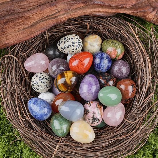 Mikro-Landschaftsdekorationen mit Eiform Polierter Naturstein Bunte Dekorative Tischdekoration für Ostern