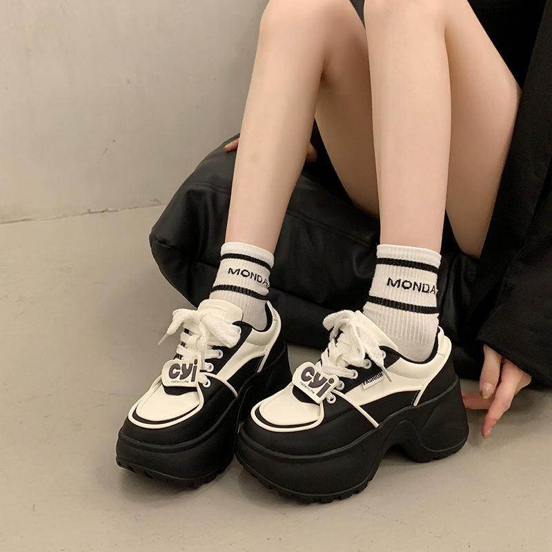 Popular high-end versatile little white shoes heightened thick baseplate shoes women's 2025 new winter leisure sports muffin shoes