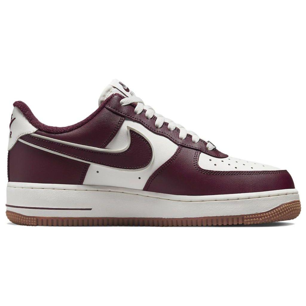 Nike Air Force 1 07 LV8 College Pack - Night Maroon Men Sneakers Red Sail Gum-Medium-Brown DQ7659-102