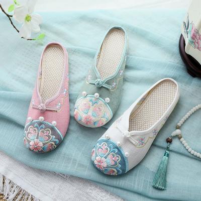Slippers, Flat Bottom, Embroidered Cloth Shoes, Women's Shoes 2025 Summer New Ethnic Style with Hanfu Home Furnishing