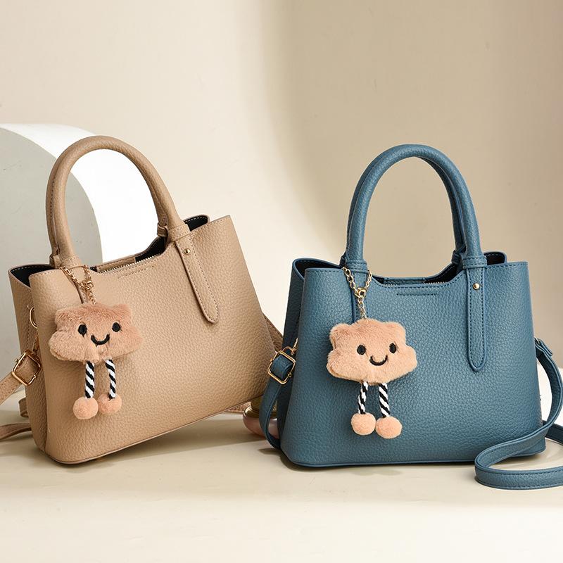 Ladies 2025 New Fashion Small Square Bag High-End Sensation Large Capacity Single Shoulder Crossbody Bag Simple Handheld Bag