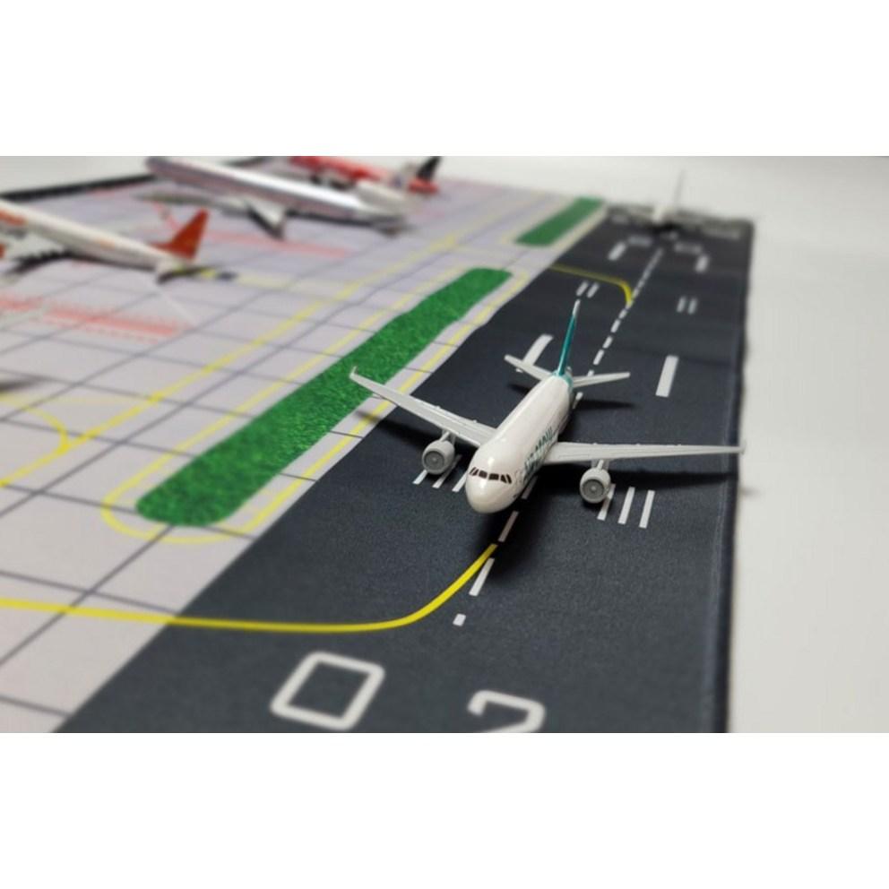 Large Model Airplane Runway Desk Mat & Mouse Pad - 100cm