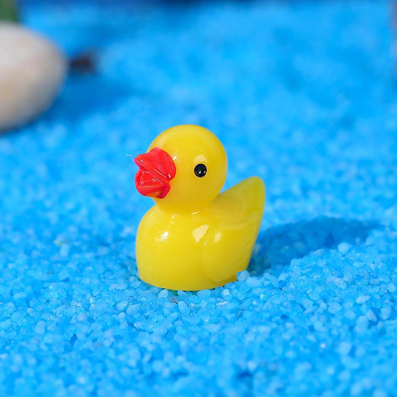 Miniature Yellow Duck Doll Accessories - Creative Micro Landscape Ornaments & Resin Pendant Crafts